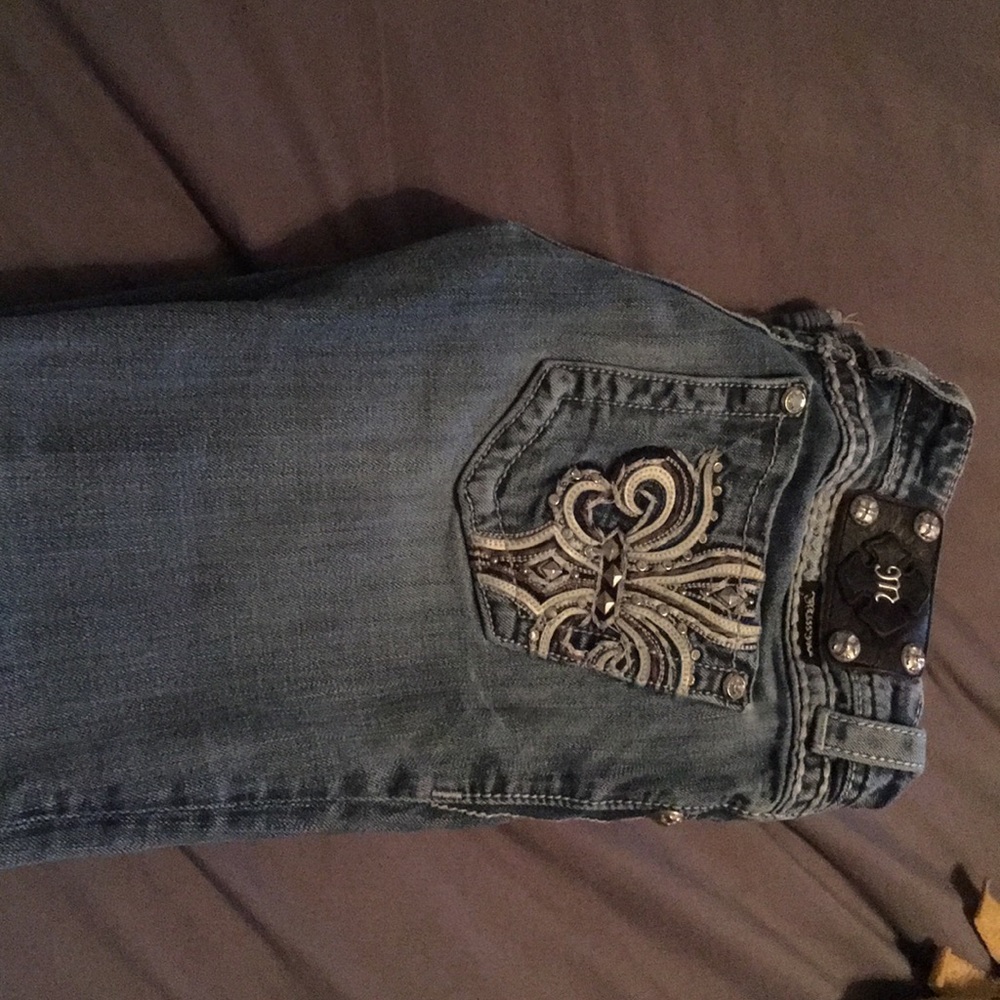 Size 28 boot cut miss me jeans